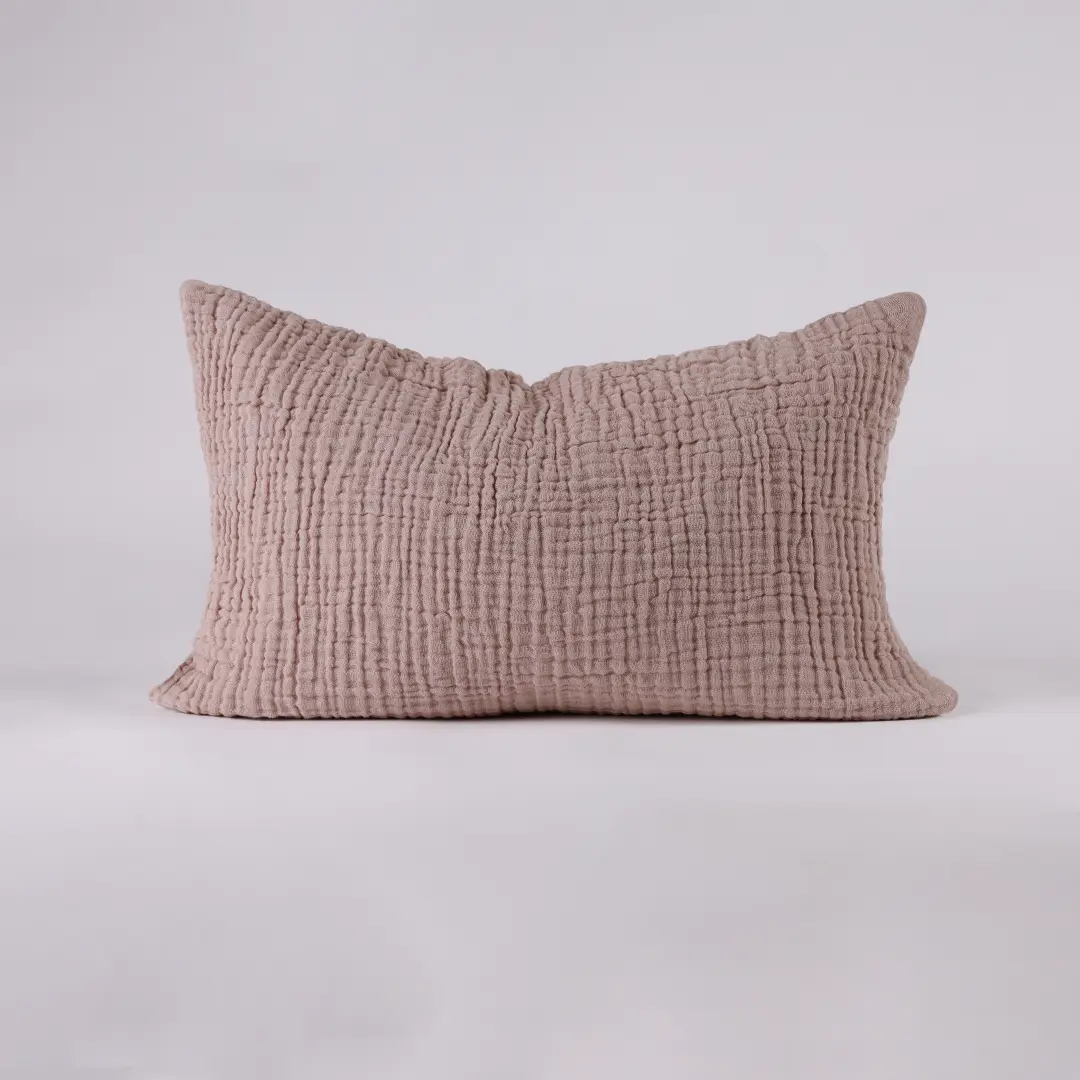 Cojin Dark Rose 53 x 33 cm
